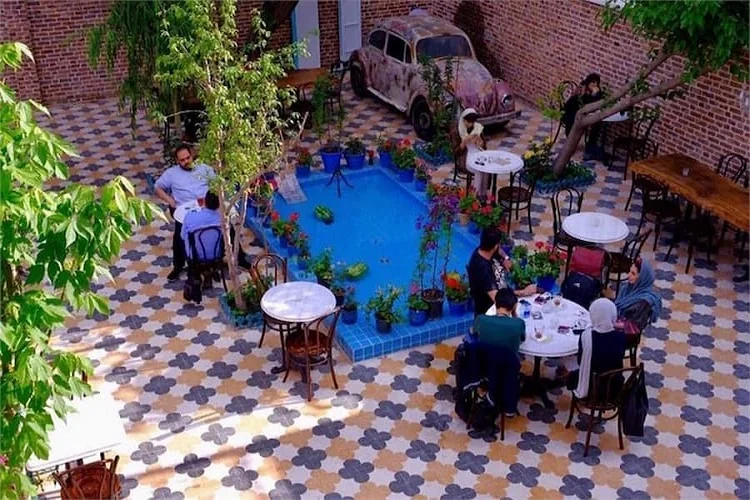 رستوران النزه