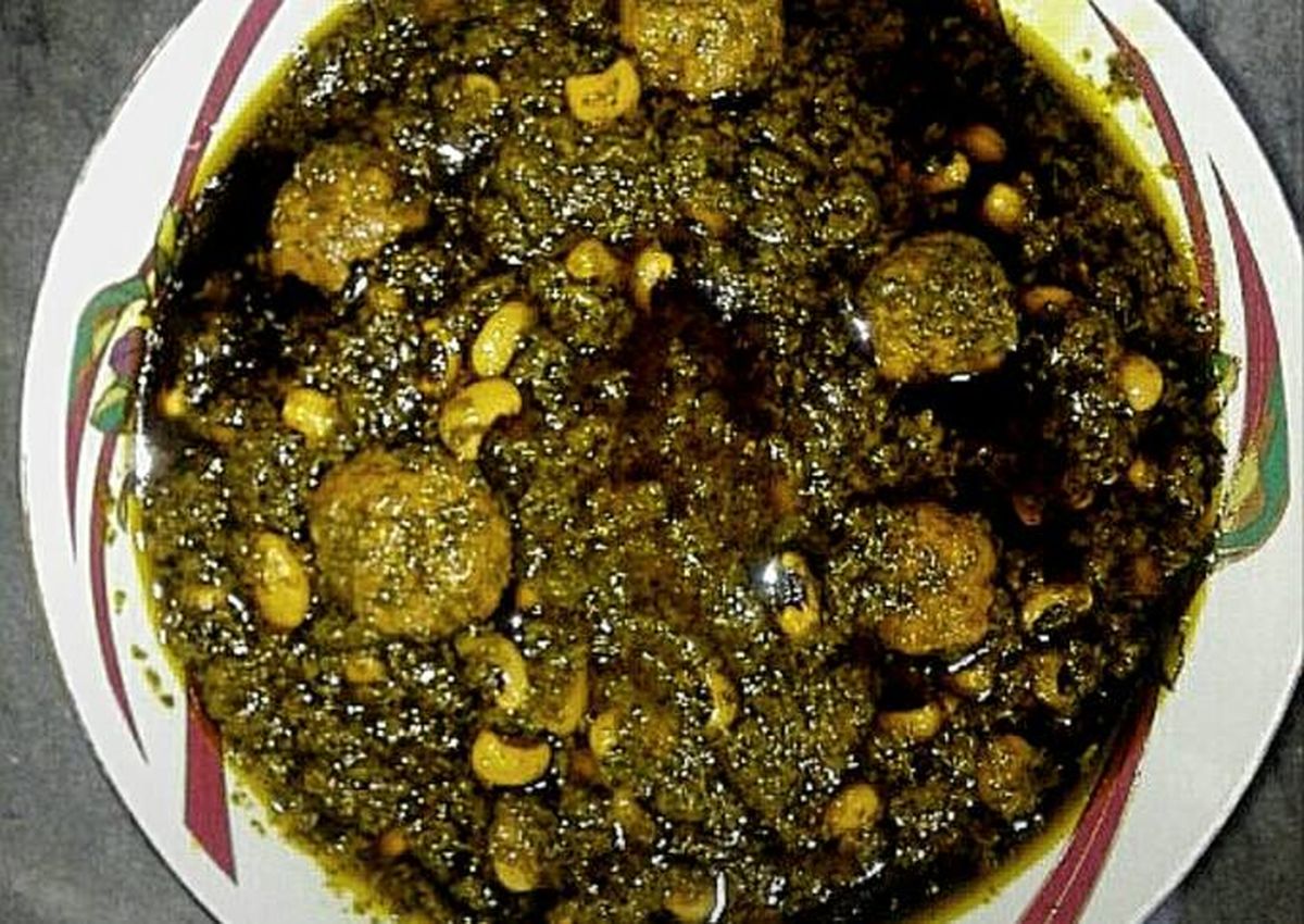 طرز تهیه خورشت قورمه سبزی