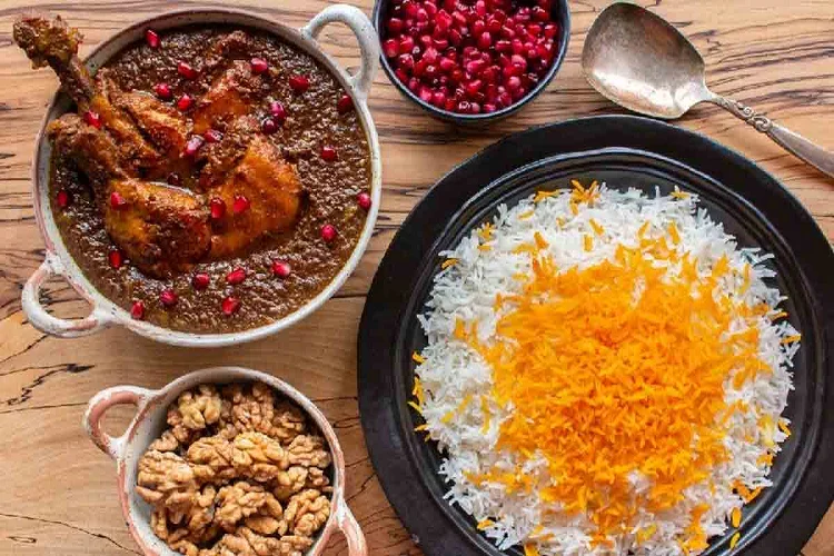 طرز تهیه فسنجون با مرغ