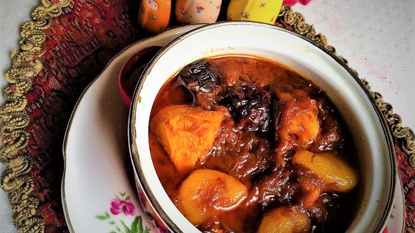 خورشت با مرغ