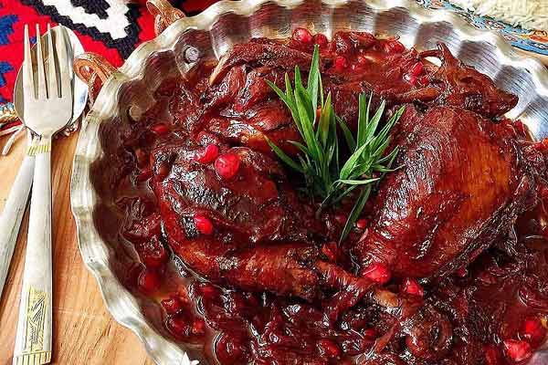 خورش اناربیج با مرغ